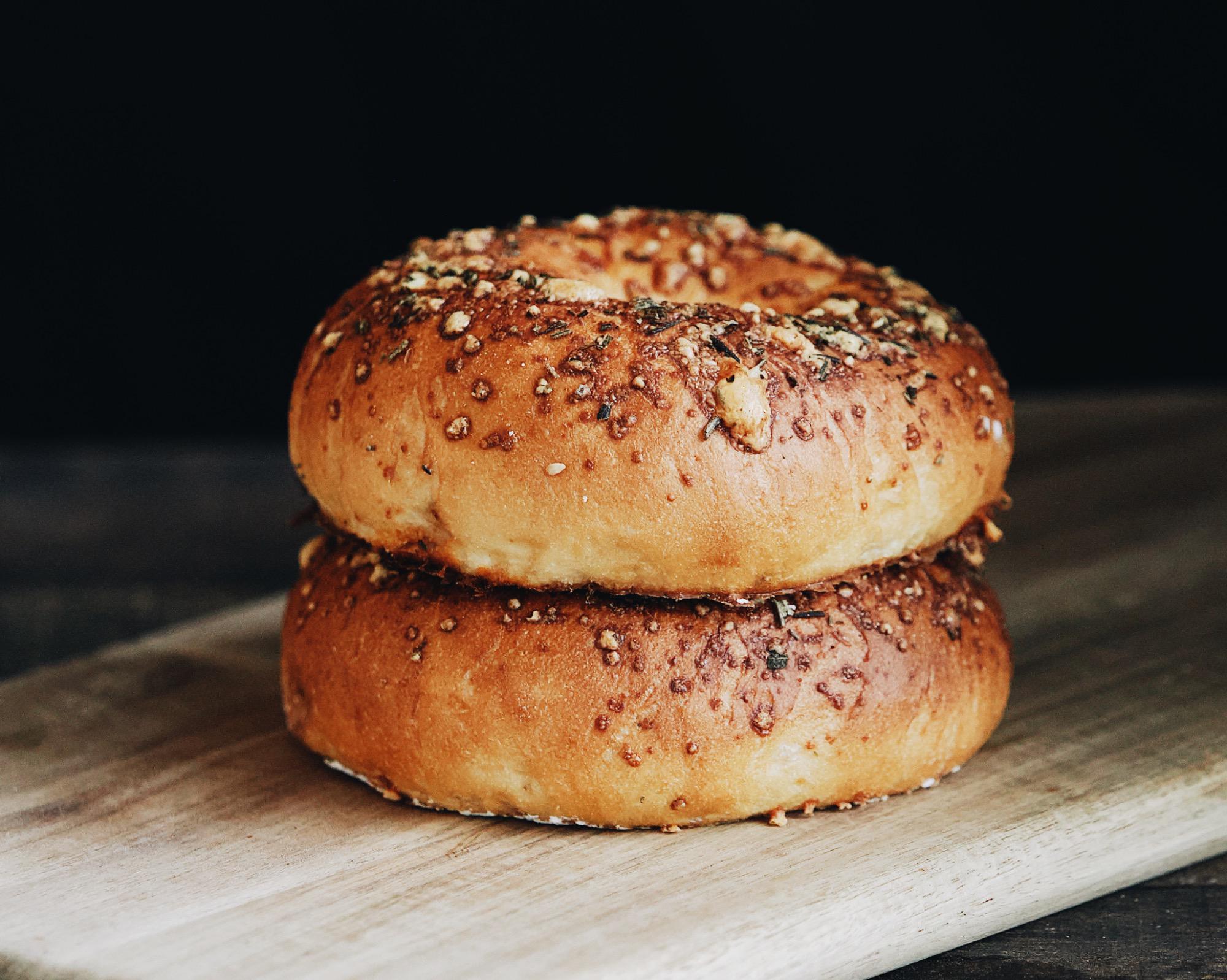 BAGEL BİBERİYELİ PARMESANLI 4 LÜ 